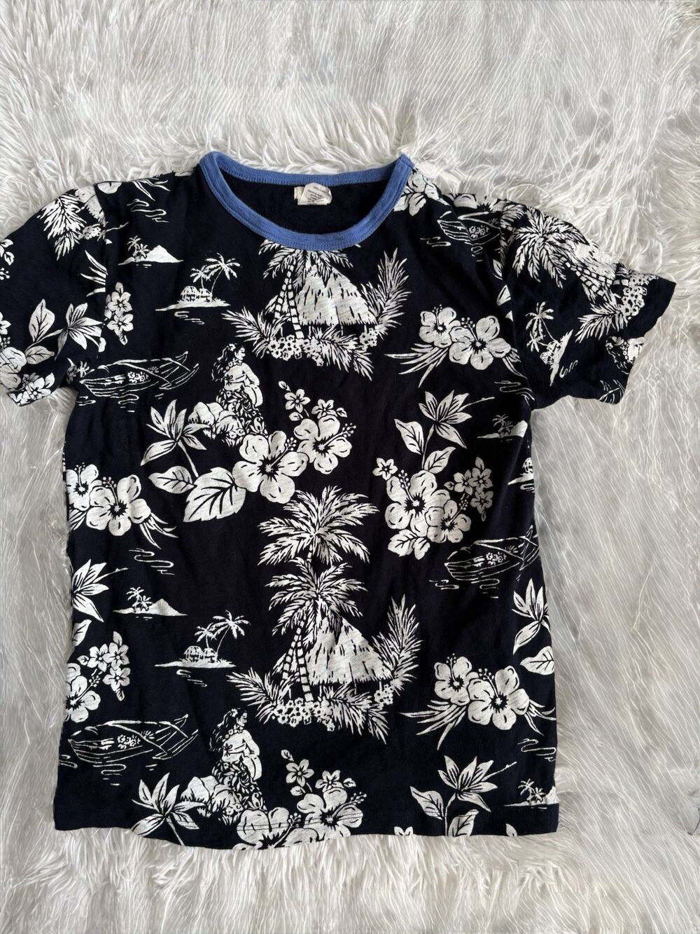Crewcuts Girls 12 Navy Tropical Flower Design Tee. Grt. Shape. Runs Large